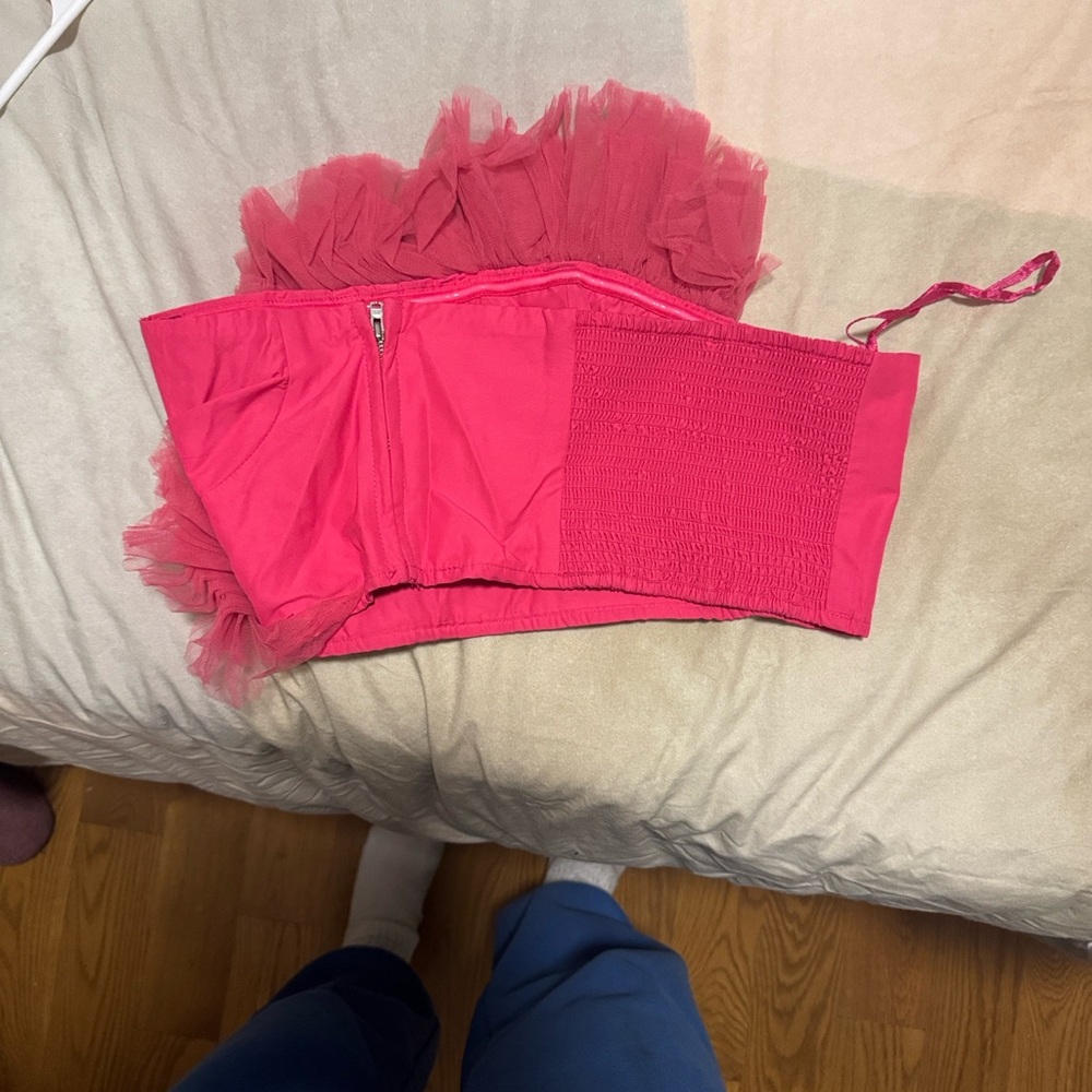 Ranna Gill Pink Ruffled Strapless Top - Picture 8 of 9